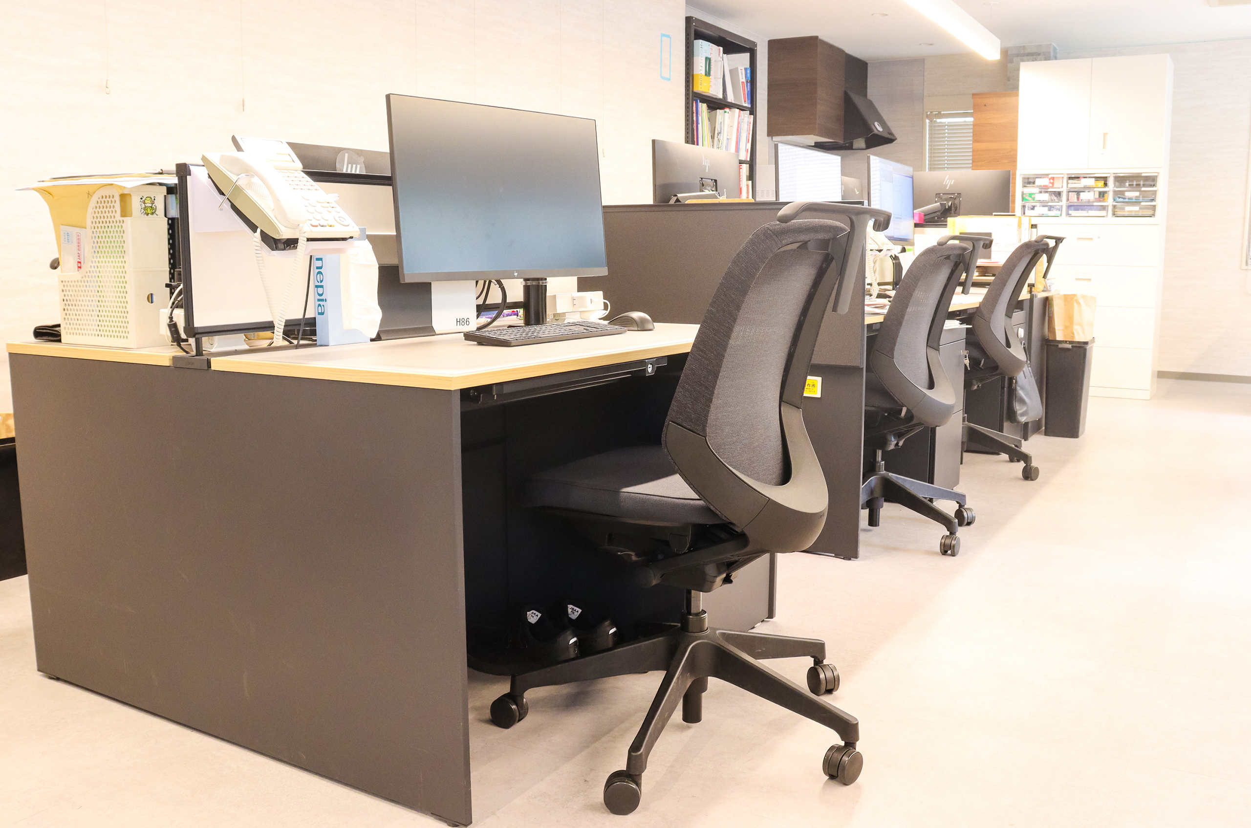 八王子支店 執務エリア